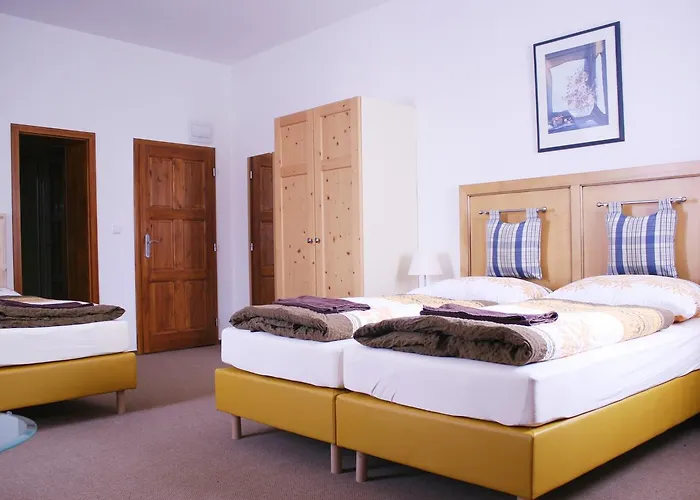 Statek Malcany Pensión